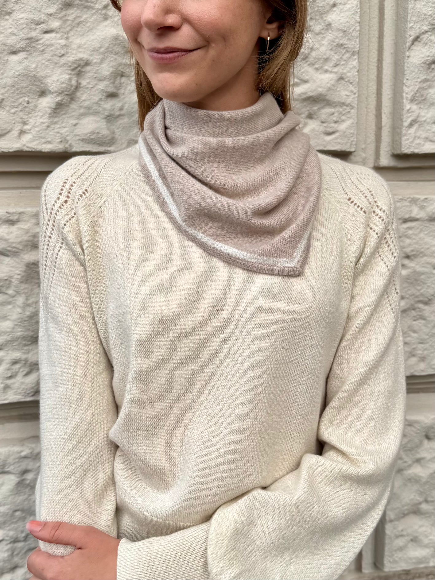 MIRÉ Cashmere Triangle Scarf -Oat
