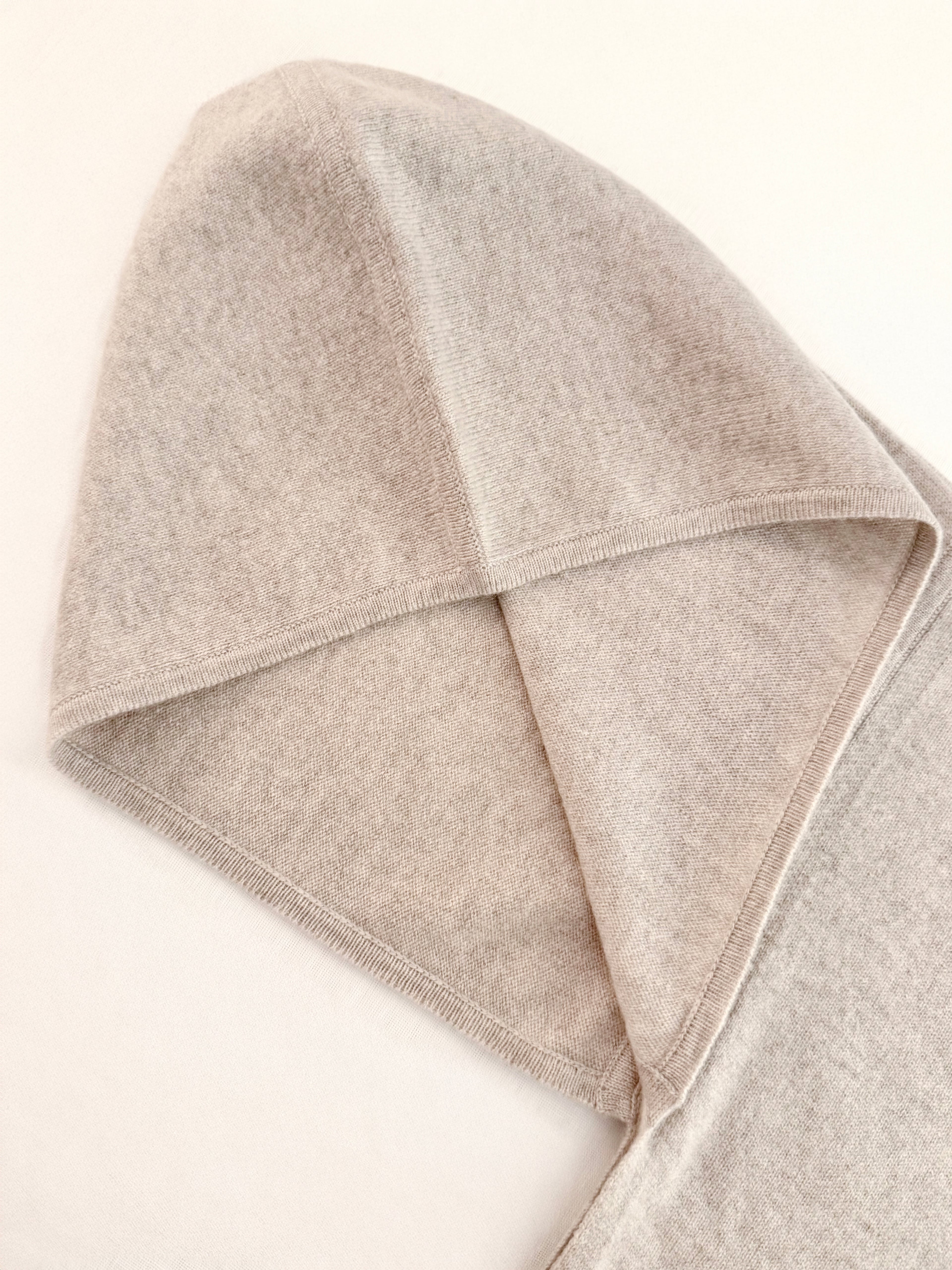 MIRÉ Cashmere Hoodie Scarf - Oat
