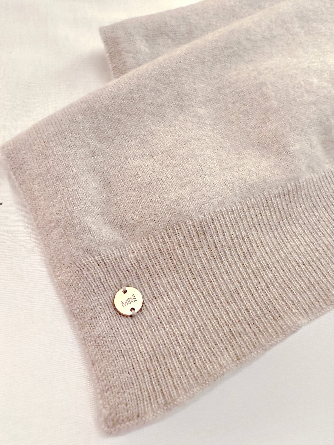 MIRÉ Cashmere Hoodie Scarf - Oat