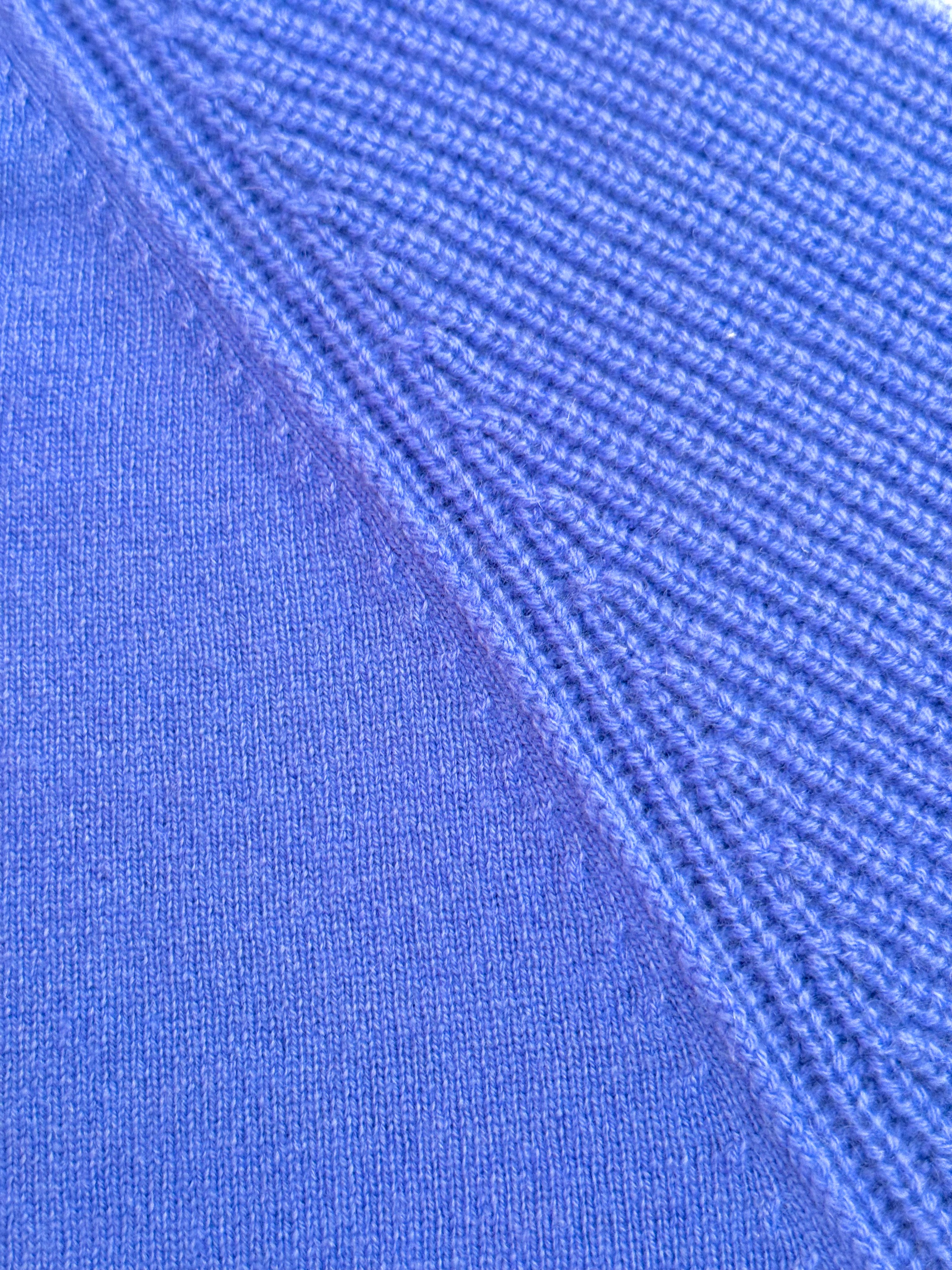 MIRÉ Cashmere Round Neck Sweater - Sky blue