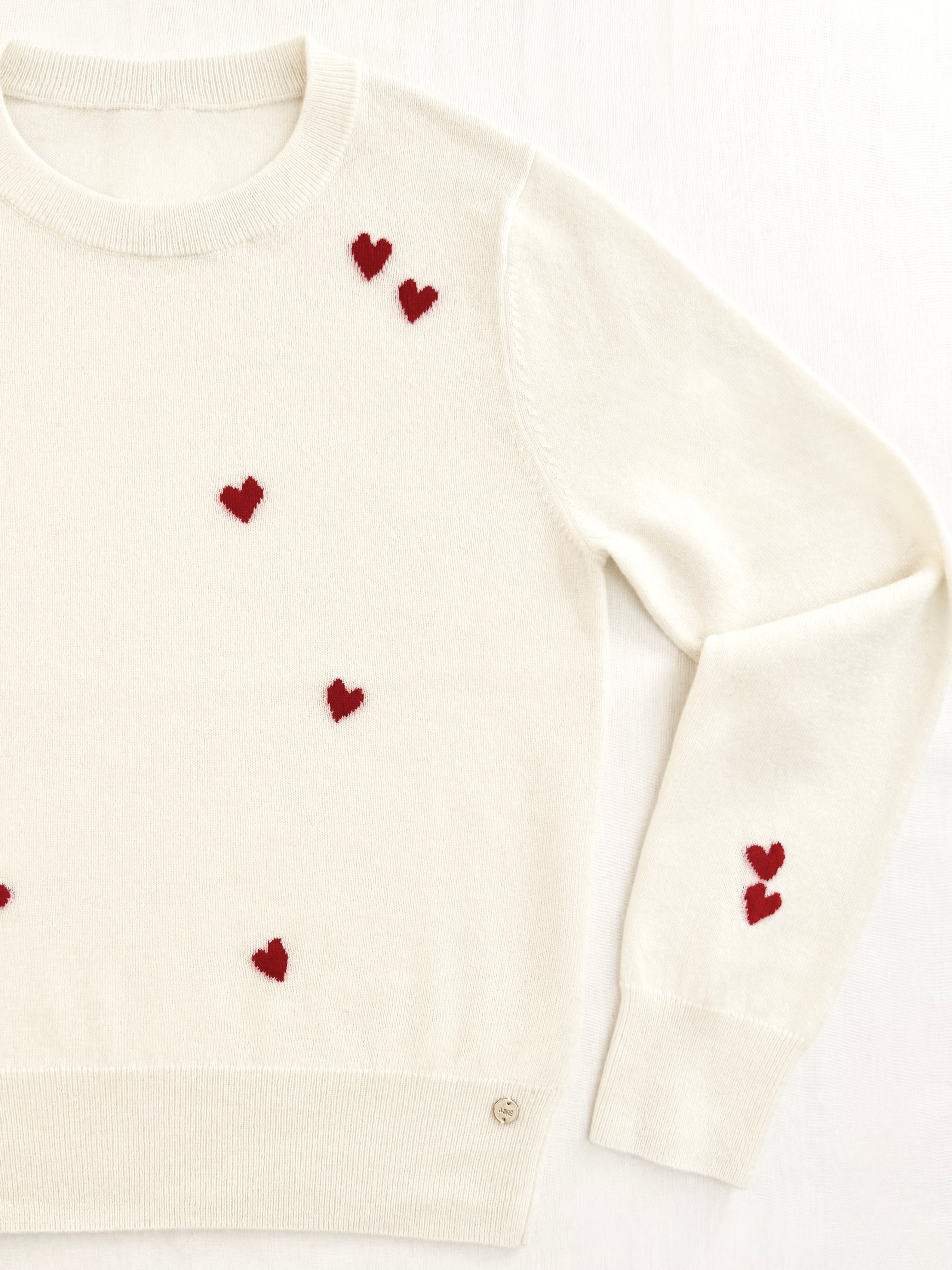 MIRÉ Cashmere Heart Intarsia Sweater - Ecru with red hearts