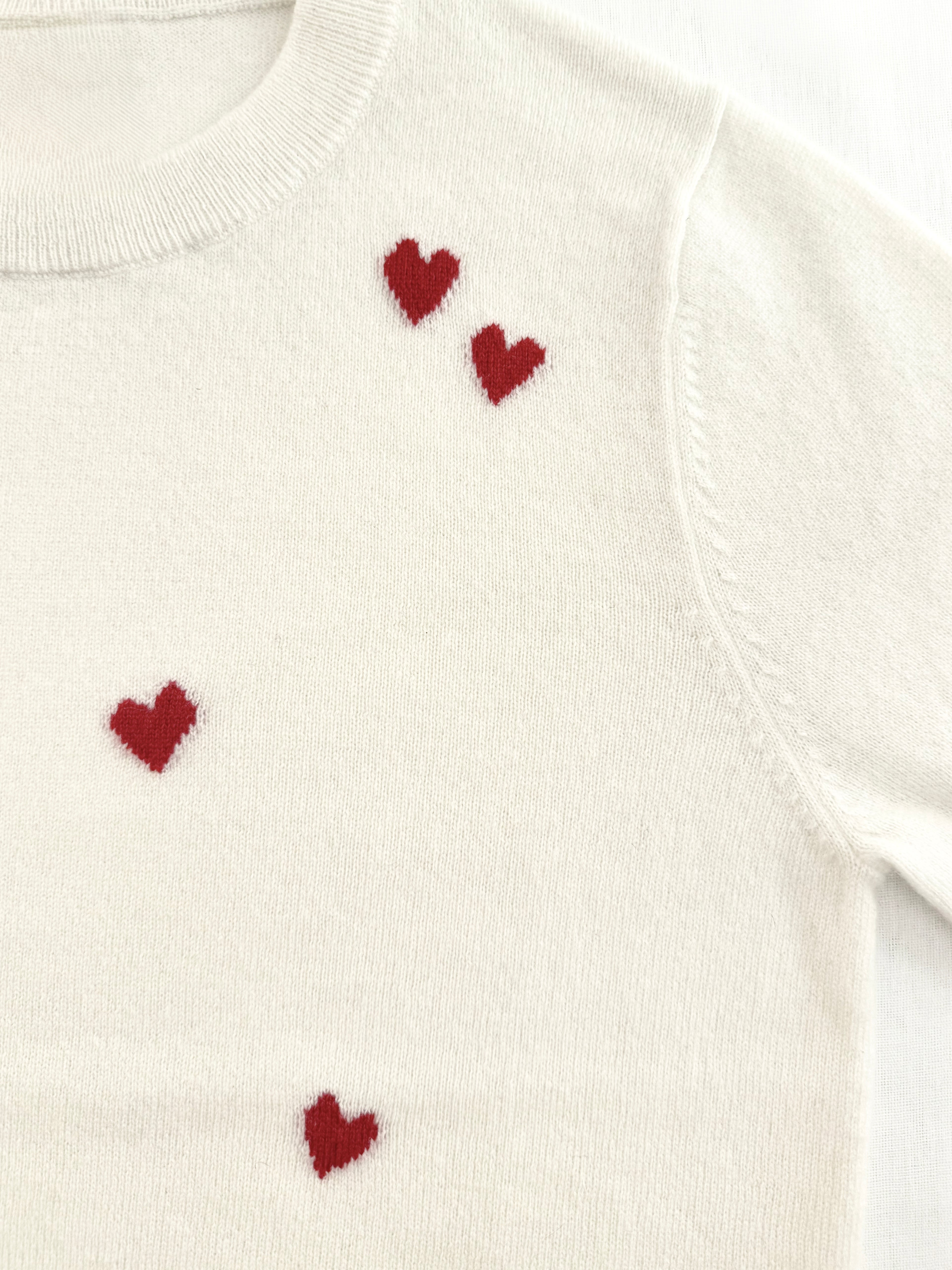 MIRÉ Cashmere Heart Intarsia Sweater - Ecru with red hearts