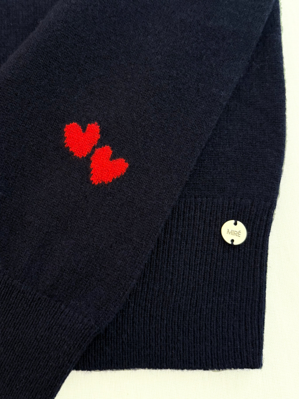 MIRÉ Cashmere Heart Intarsia Sweater - Navy with red hearts