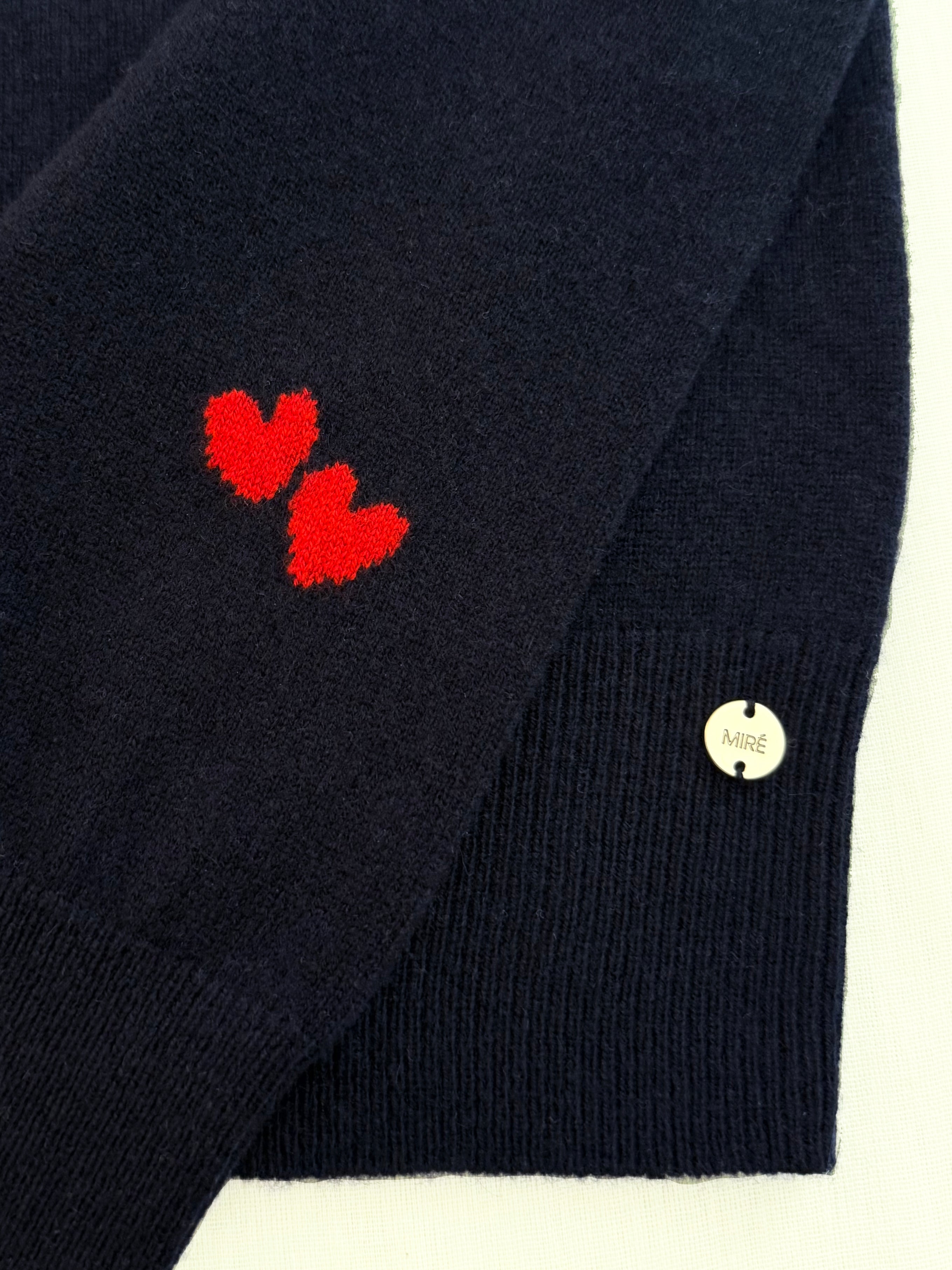 MIRÉ Cashmere Heart Intarsia Sweater - Navy with red hearts