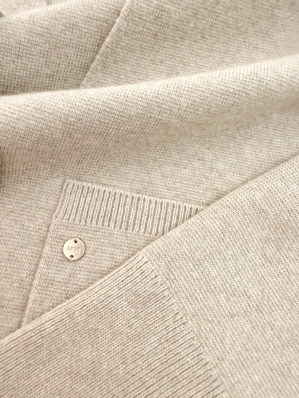 MIRÉ Cashmere Waisted Cardigan Jacket - Oat