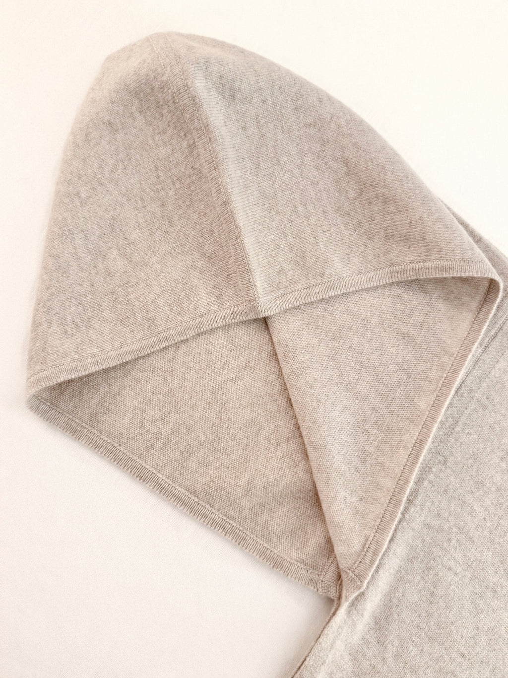 MIRÉ Cashmere Hoodie Scarf - Oat