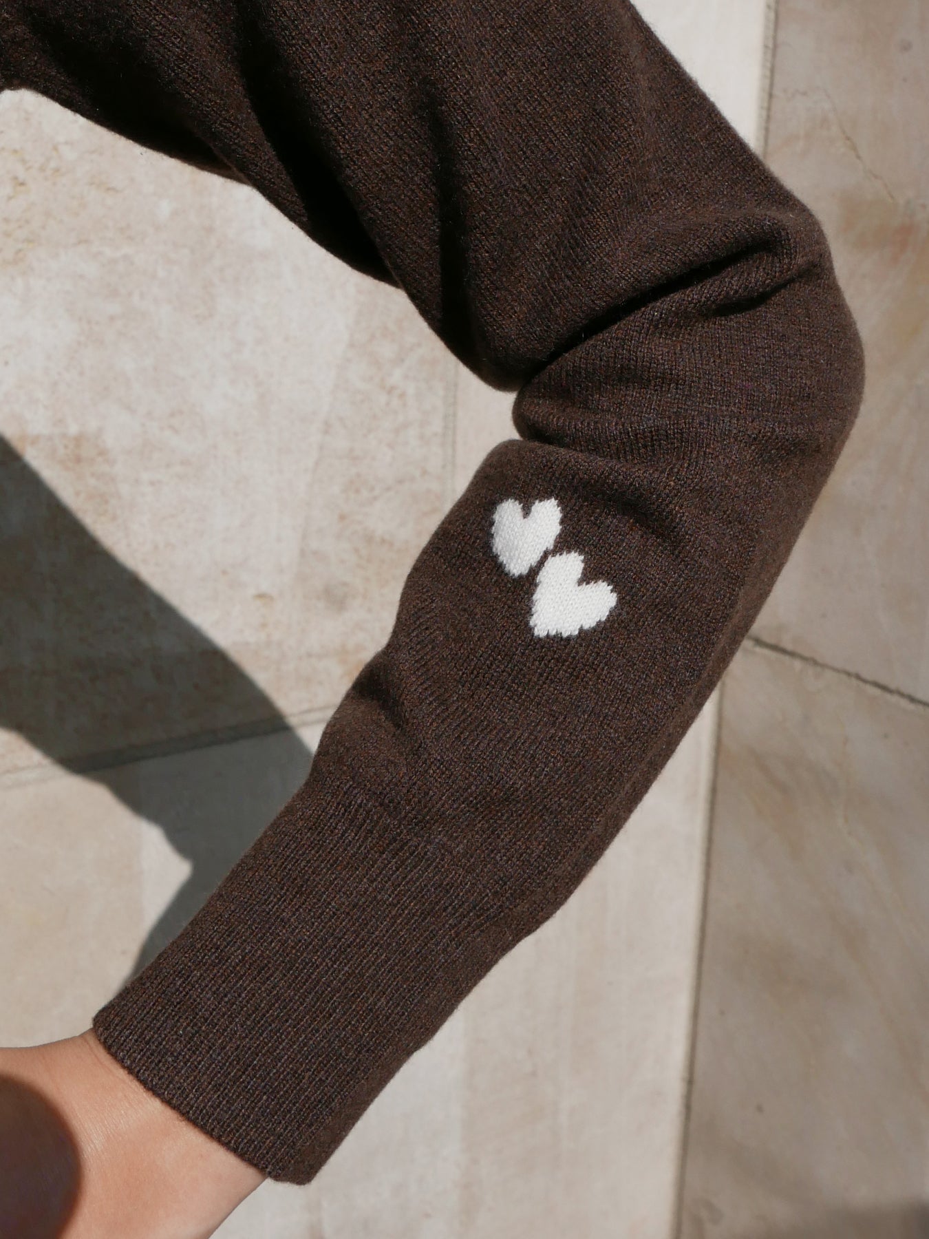 MIRÉ Cashmere Heart Intarsia Sweater - Brown with ecru hearts