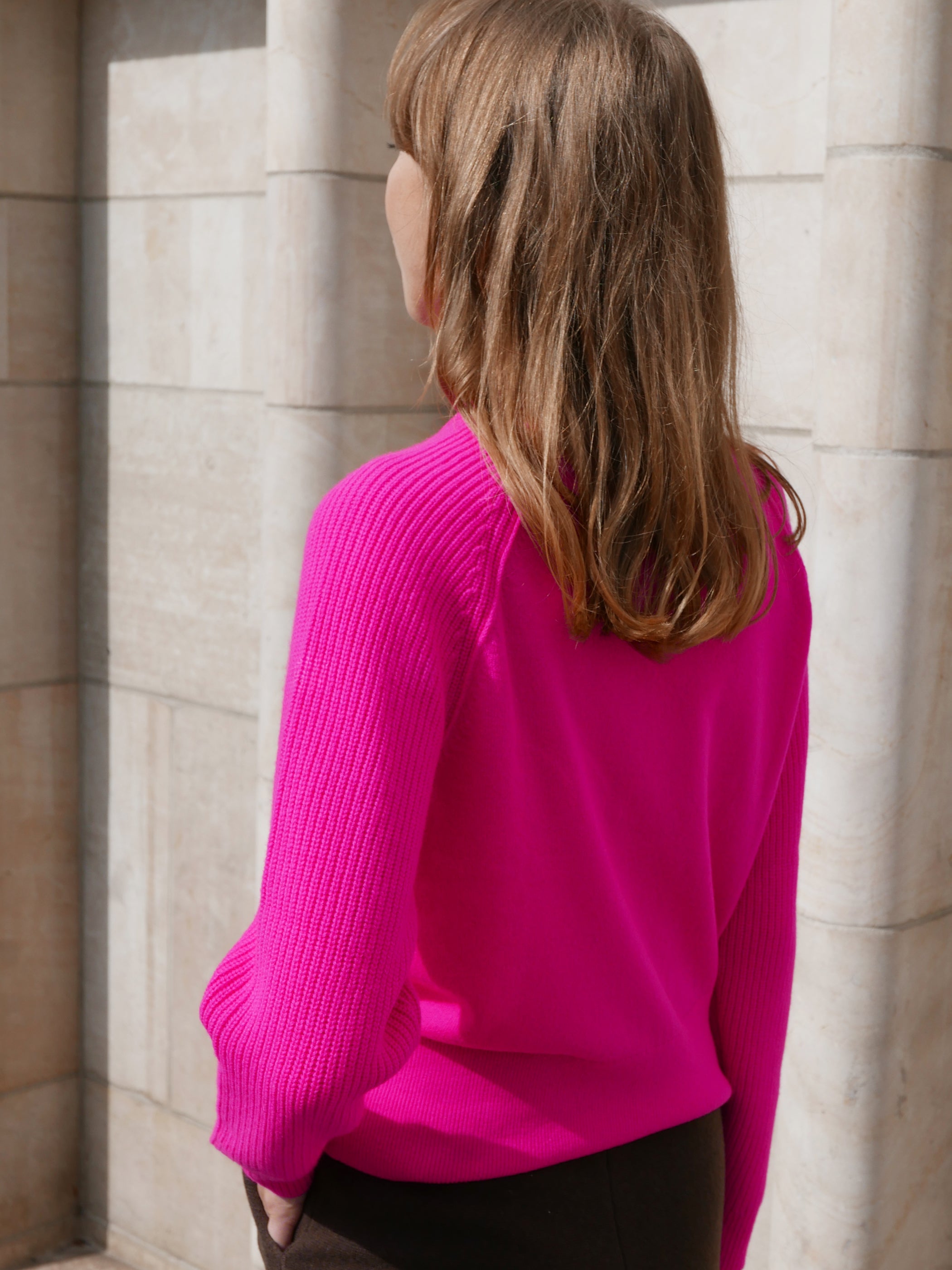 MIRÉ Cashmere Round Neck Sweater - Magenta