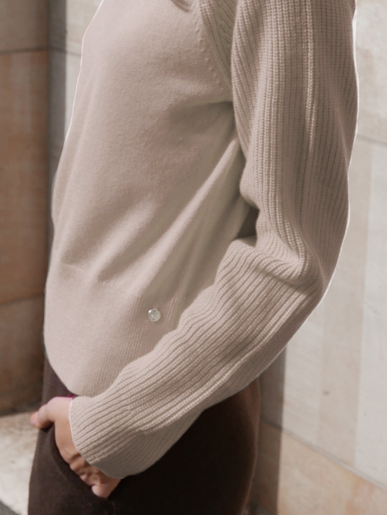MIRÉ Cashmere Round Neck Sweater - Oat
