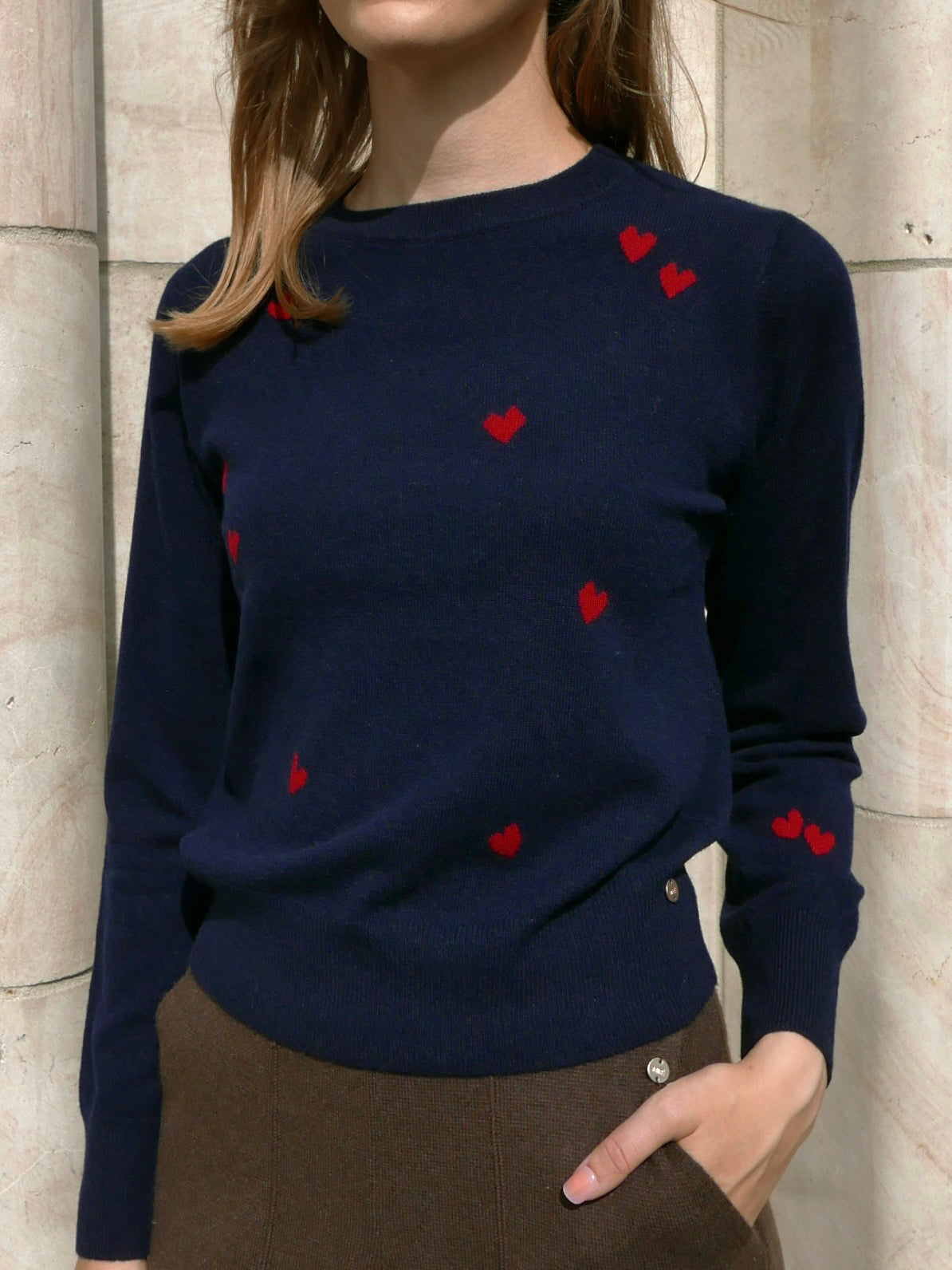 MIRÉ Cashmere Heart Intarsia Sweater - Navy with red hearts