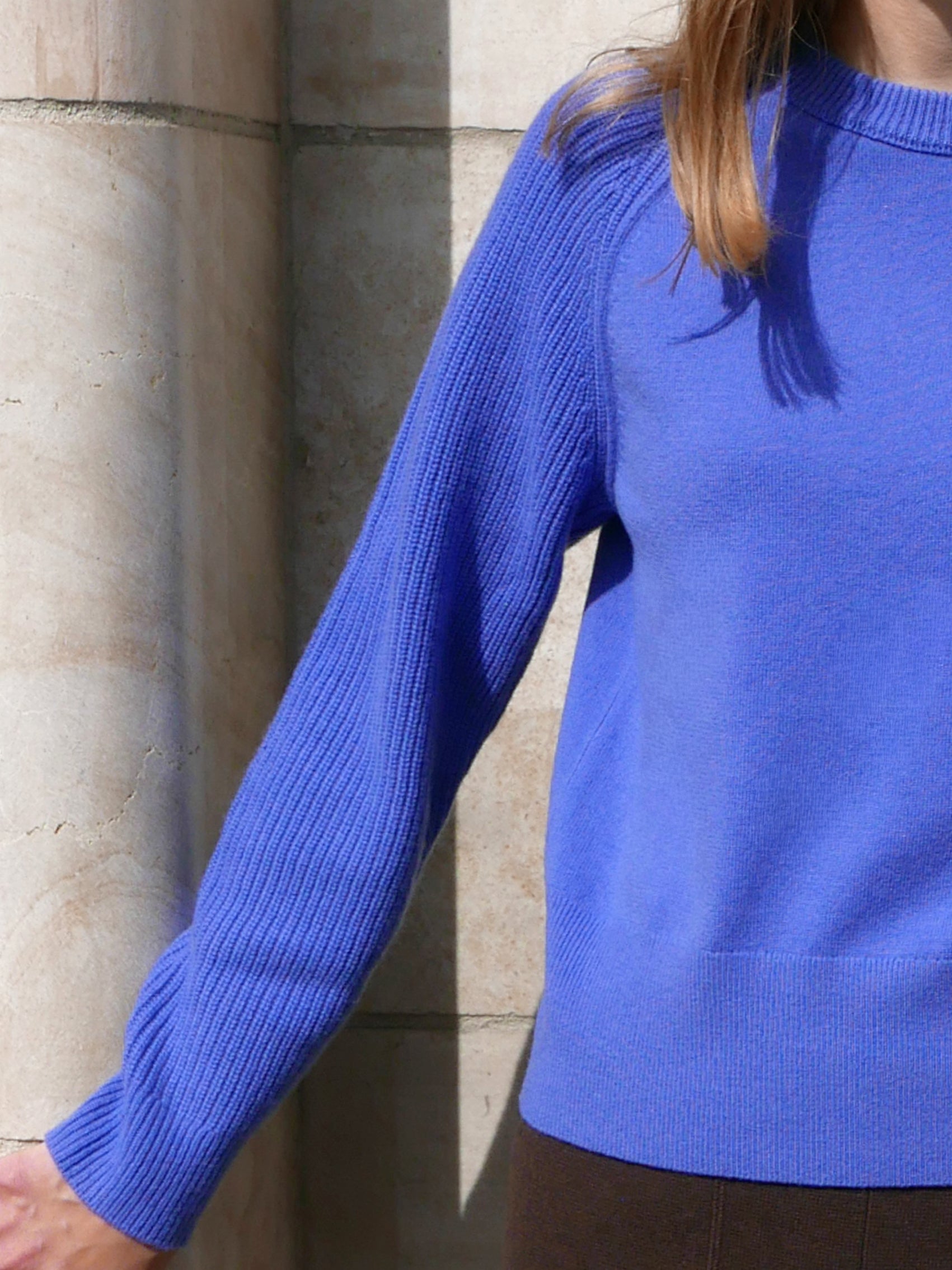 MIRÉ Cashmere Round Neck Sweater - Sky blue