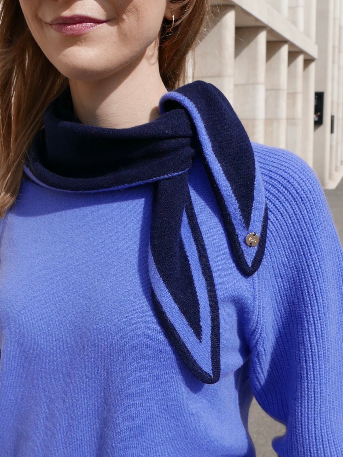 MIRÉ Cashmere Round Neck Sweater - Sky blue