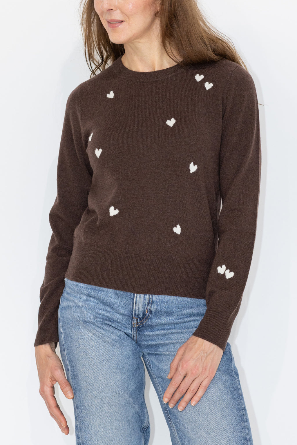 MIRÉ Cashmere Heart Intarsia Sweater - Brown with ecru hearts