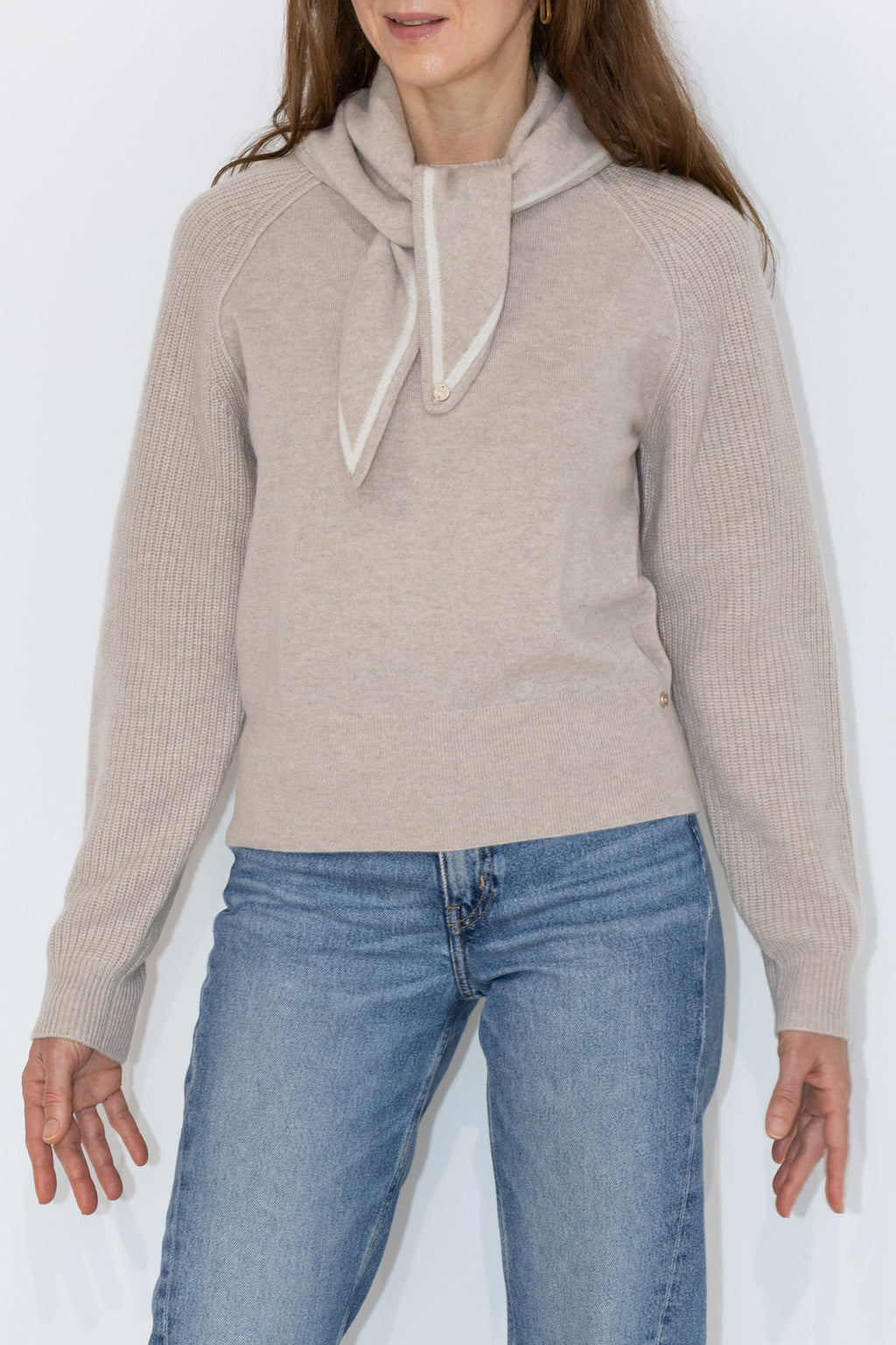 MIRÉ Cashmere Triangle Scarf -Oat