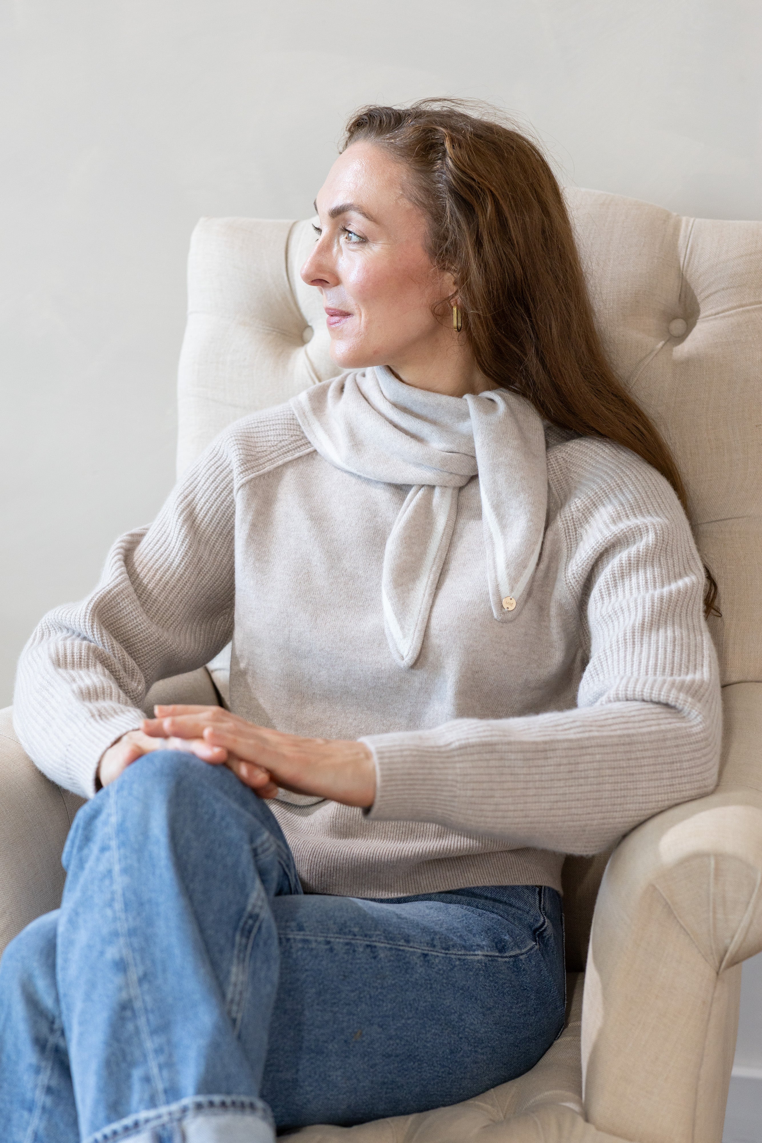 MIRÉ Cashmere Round Neck Sweater - Oat