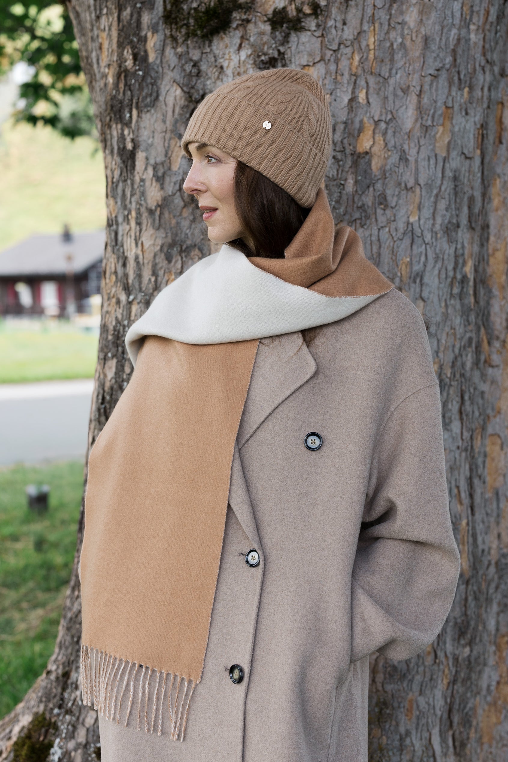 MIRÉ Cashmere Double Face Scarf - Camel & Ecru
