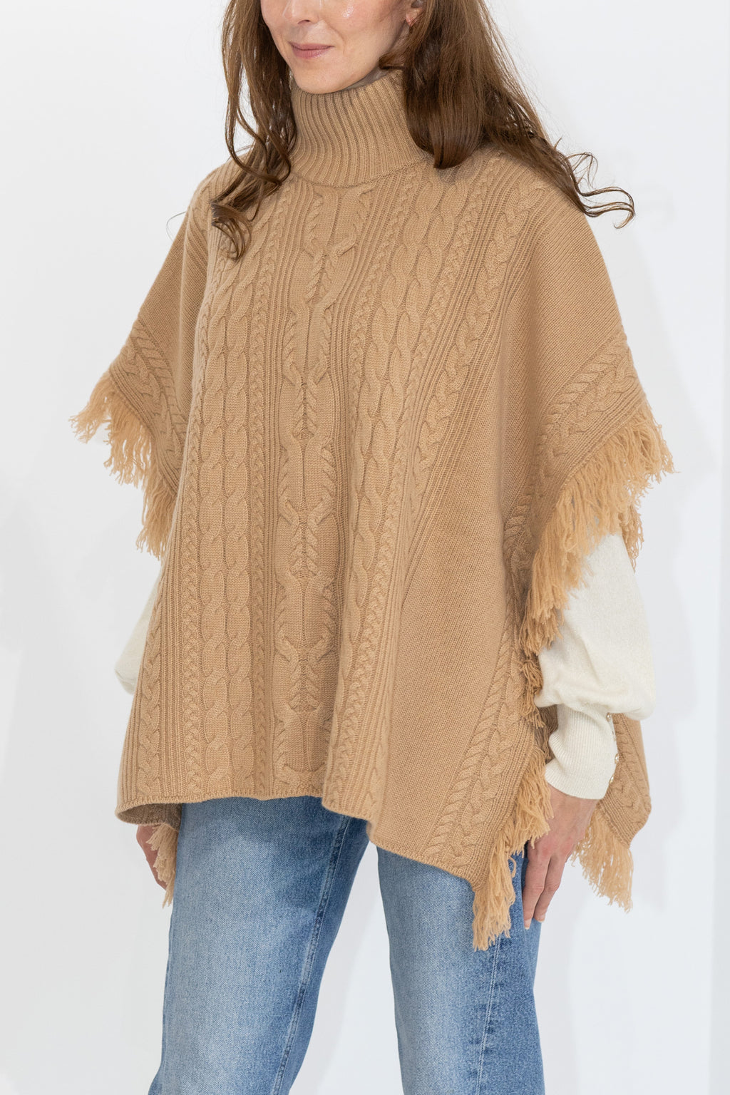 MIRÉ Cashmere Cable Cape - Camel