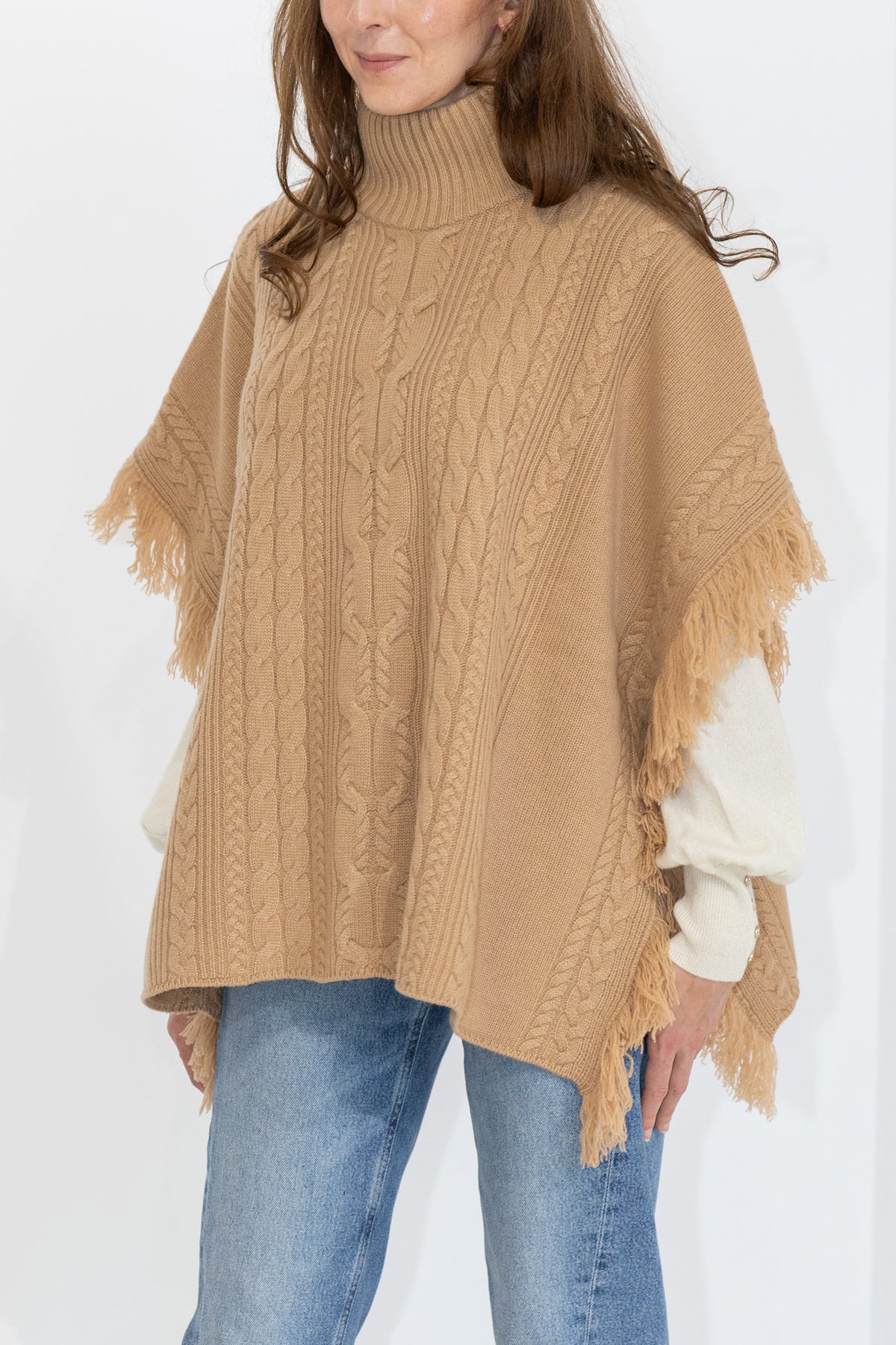 MIRÉ Cashmere Cable Cape - Camel