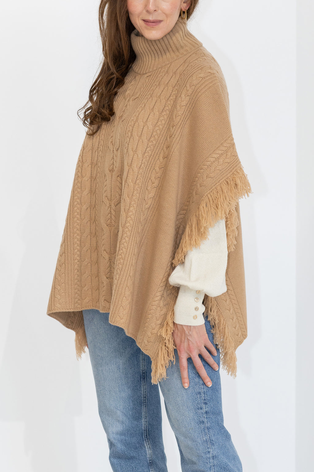 MIRÉ Cashmere Cable Cape - Camel