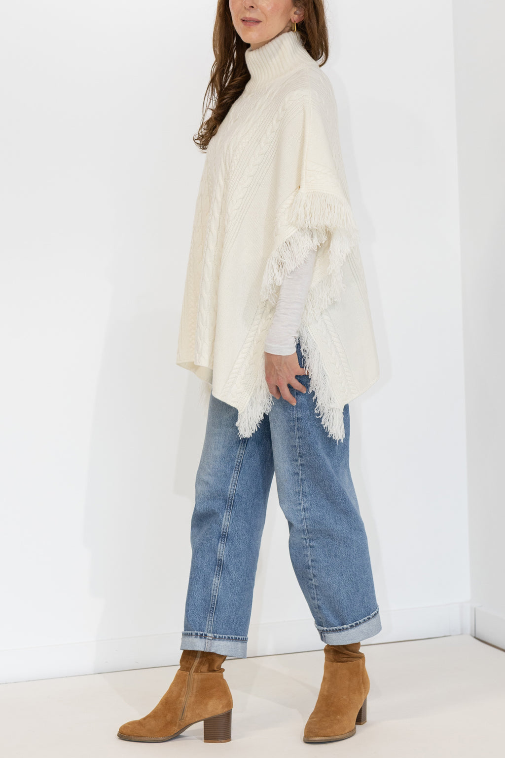 MIRÉ Cashmere Cable Cape - Ecru