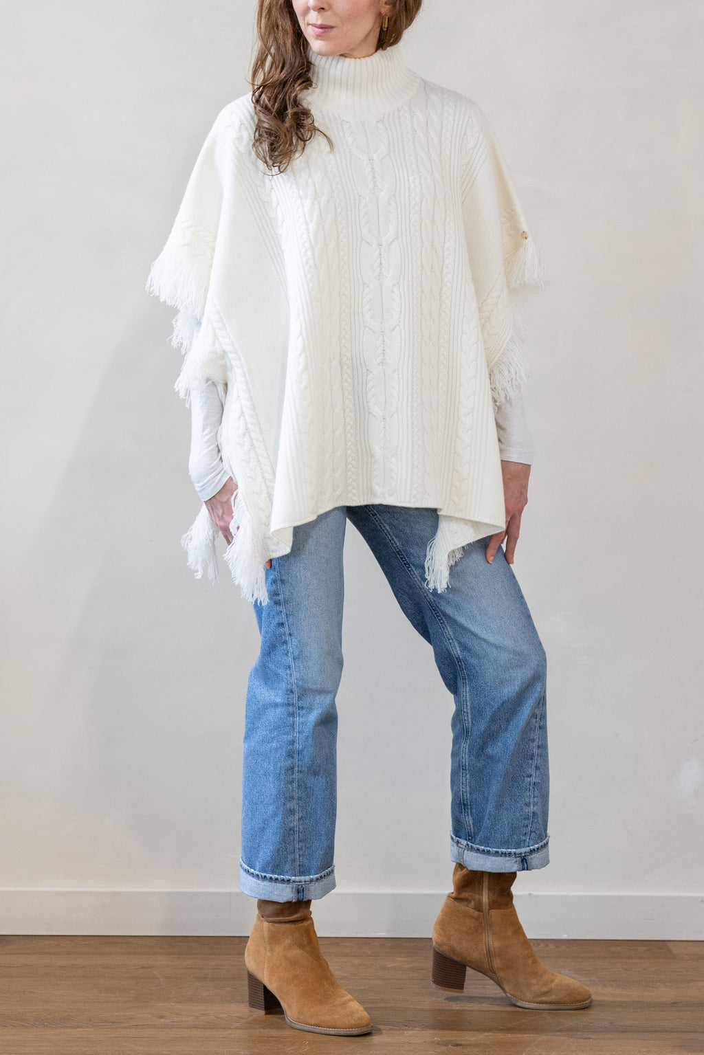 MIRÉ Cashmere Cable Cape - Ecru