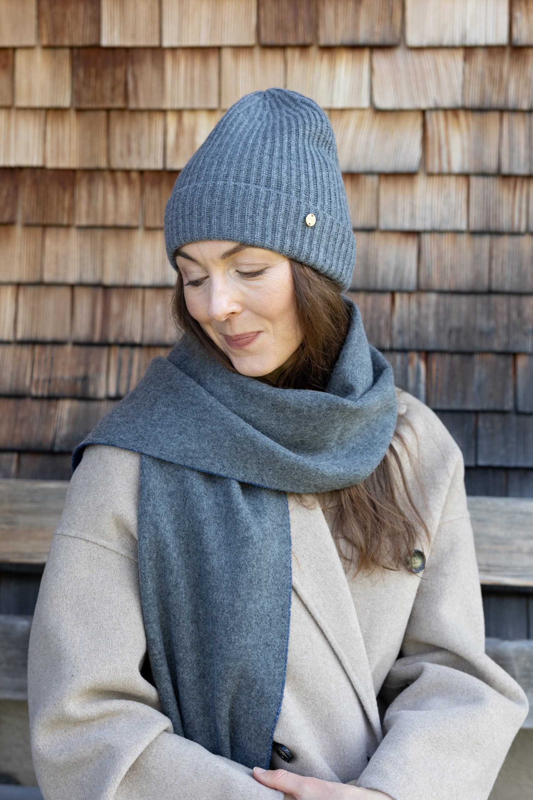 MIRÉ Cashmere Beanie - Grey